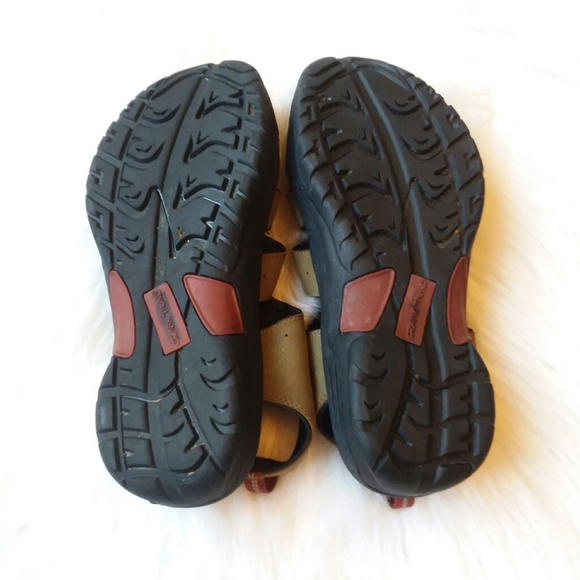 ozark trail hiking sandals